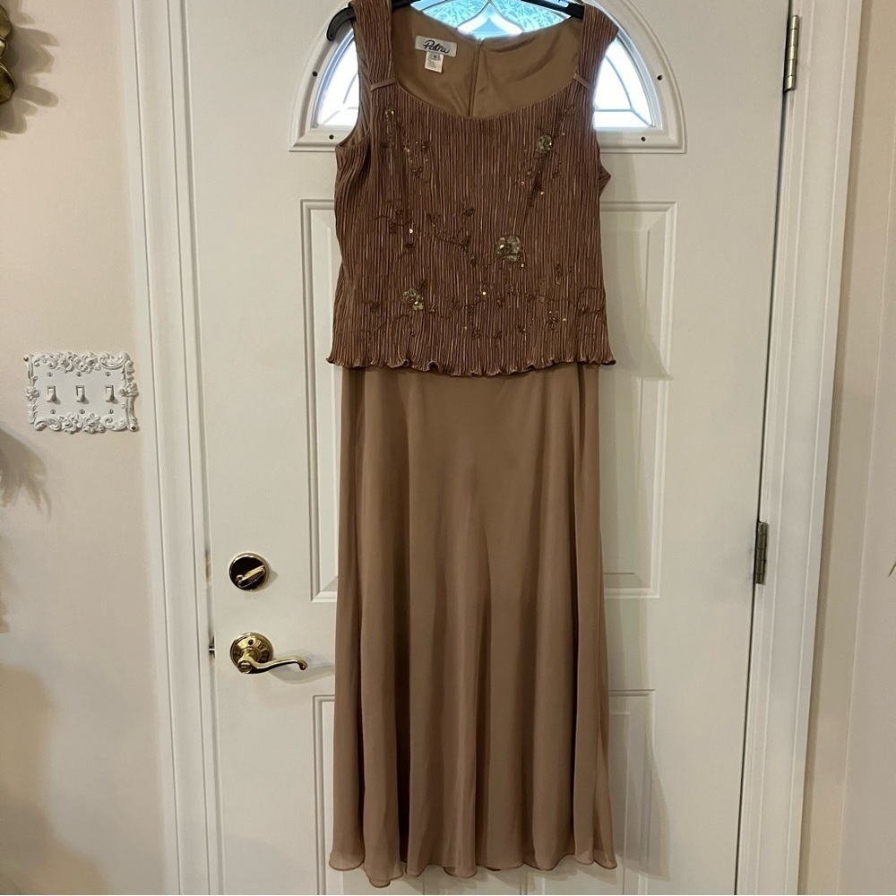 Petra Formal Chiffon Sequence Tan Dress size 16 with chiffon scarf